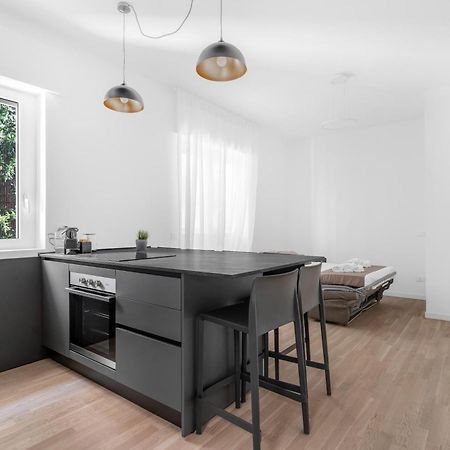 Mi Casa - Appartamento In Ponte Nuovo 米兰 外观 照片